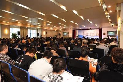 滬語新聲，情系浦江——《鳳凰老江連線》“上海話 上海情”文化藝術交流活動策劃