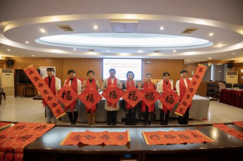 筆墨凝香迎新春 鏡頭定格展風采——石樓鎮婦聯“文化惠民·筆墨迎春”婦女攝影培訓暨送春聯活動策劃方案